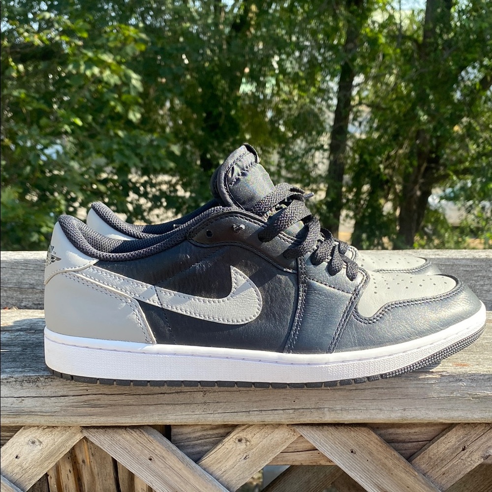 Nike Jordan 1 Low OG Shadow Size 10.5
(No Box)